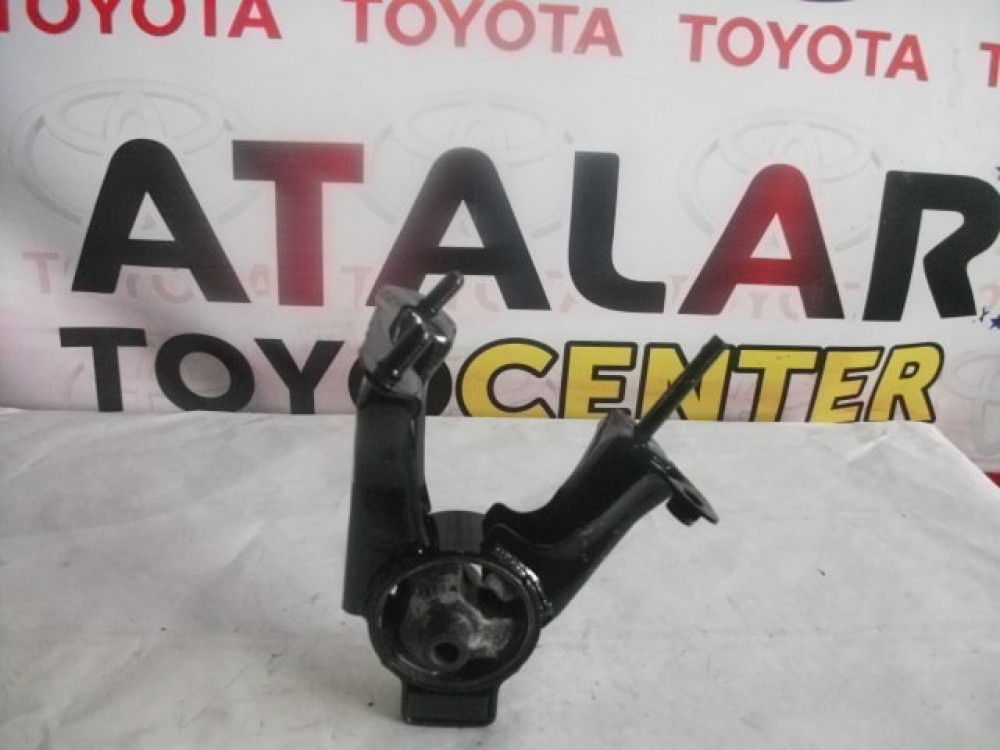 TOYOTA AVENSİS MOTOR TAKOZU