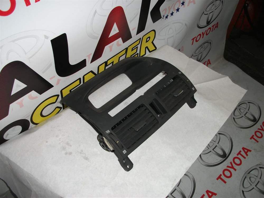 Toyota Avensis 2002-2006 Klima Paneli