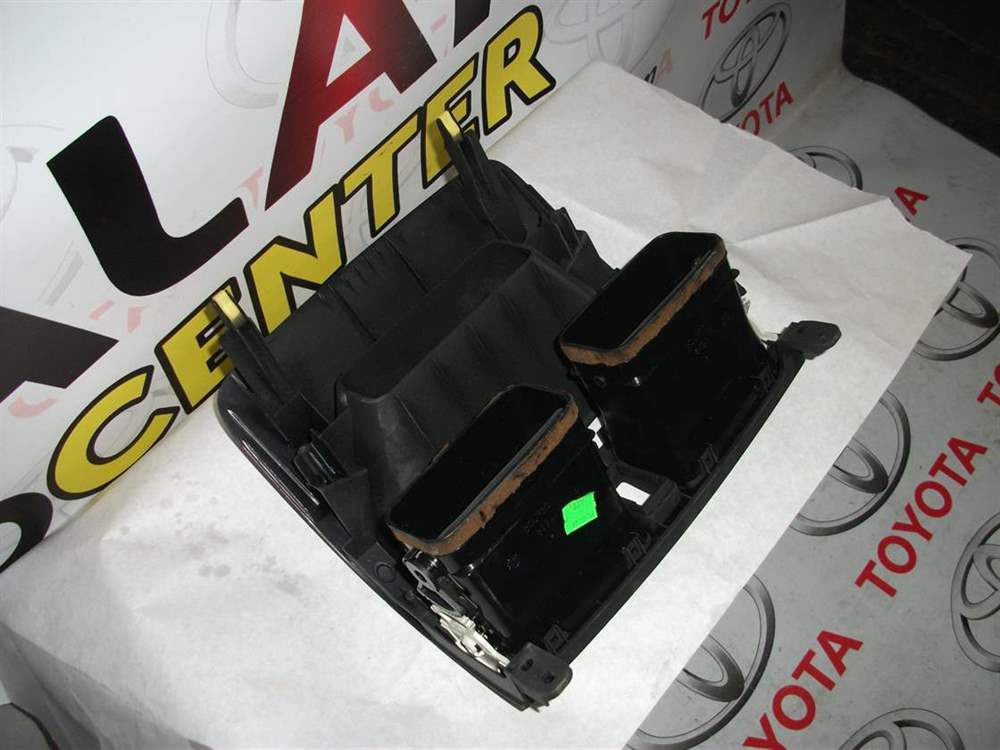 Toyota Avensis 2002-2006 Klima Paneli