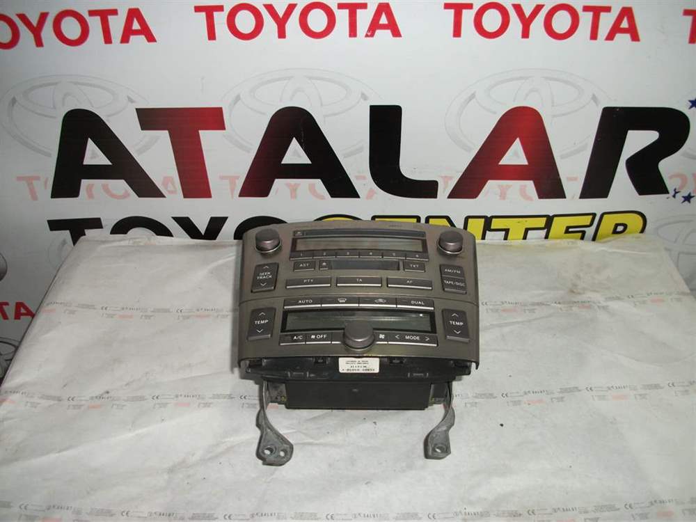 Toyota Avensis Radyo Ünitesi 2003-2007