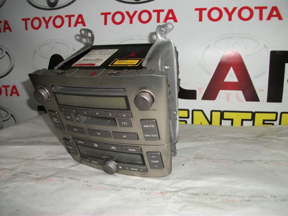 Toyota Avensis Radyo Ünitesi 2003-2007