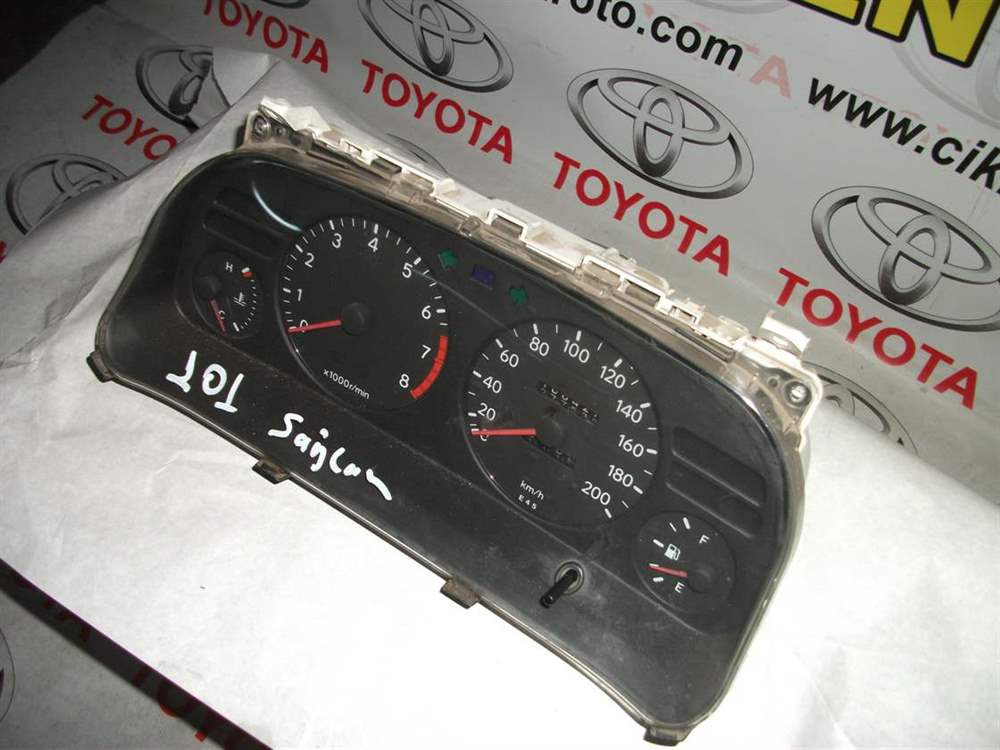 Toyota Corolla 101 1997 Km Saati