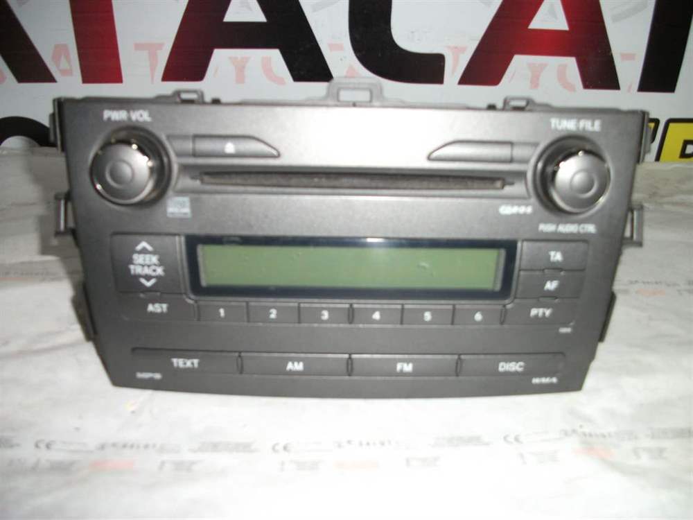Toyota Corolla 2006-2010 Radyo Ünitesi