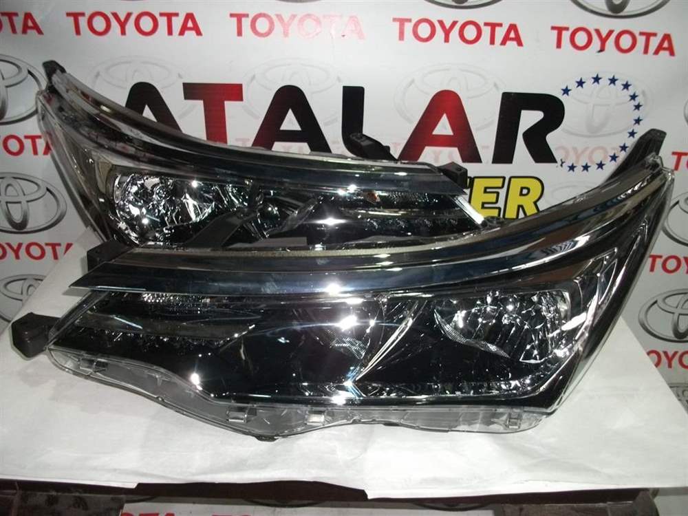 Toyota Corolla 2017-18 Far