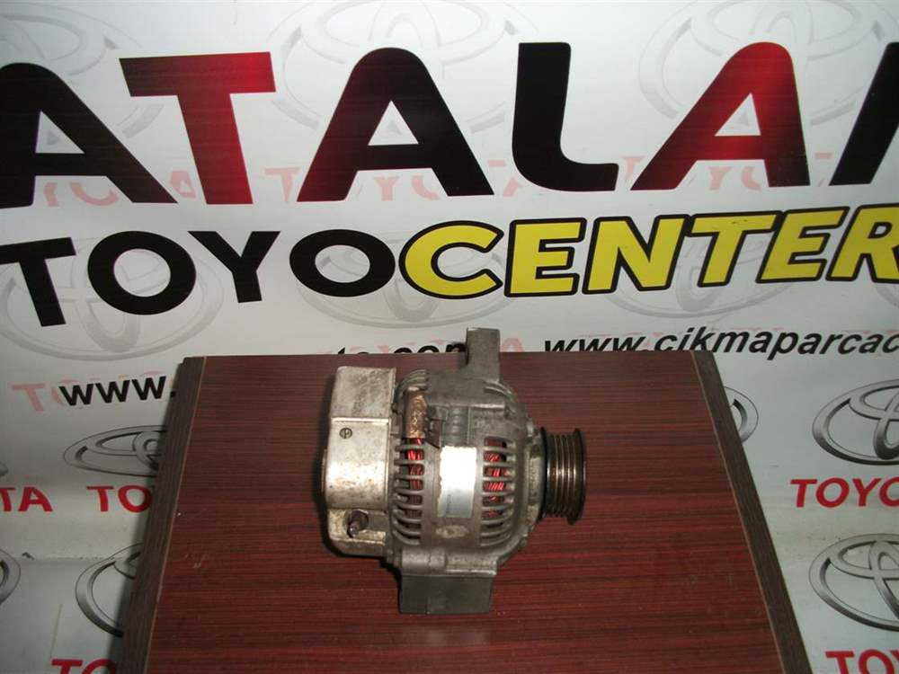 Toyota Corona Şarj Dinamosu