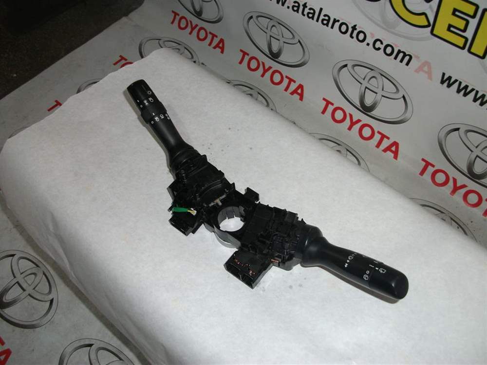 Toyota Yaris 2012 Sinyal Kolu