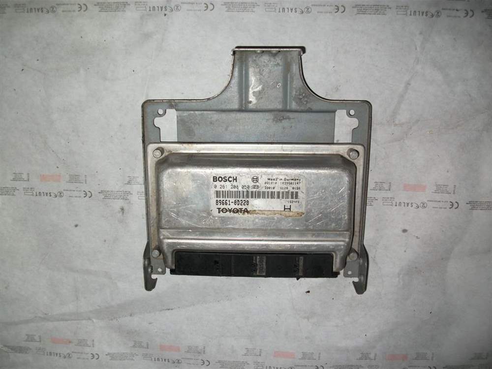 Toyota Yaris Beyin 89661-0D220