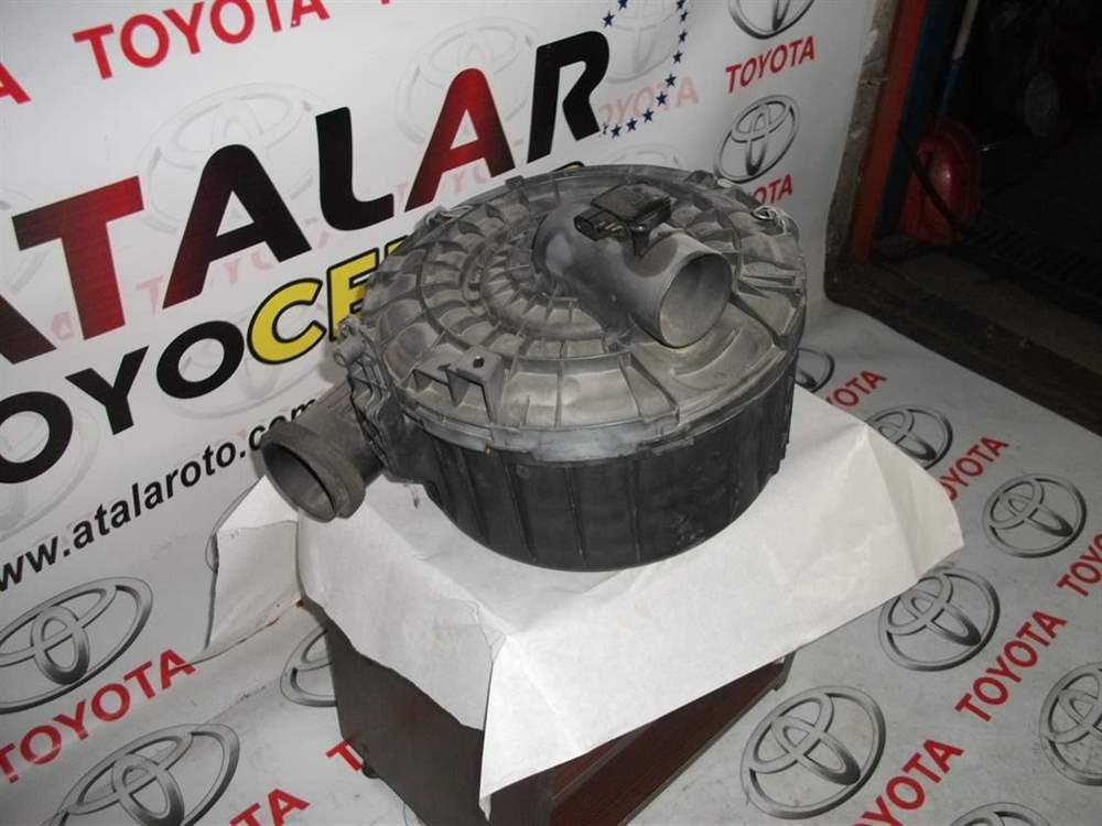 Toyota Hilüx 2011-2012 Hava Filtresi