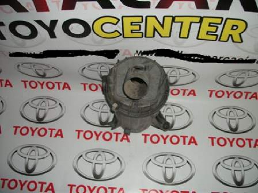 Toyota Htace Hava Filtre Kazanı 2010