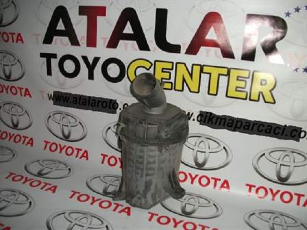Toyota Htace Hava Filtre Kazanı 2010