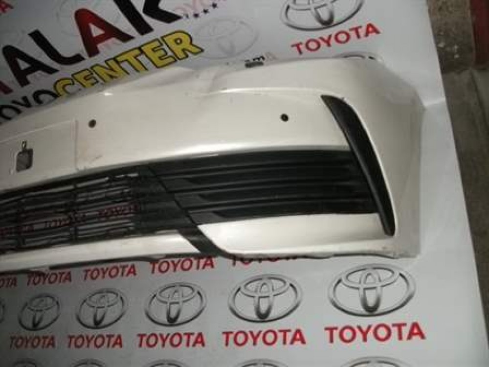 Toyota 2017 Ön Tampon Çok Temiz İster Boş İster Dolu