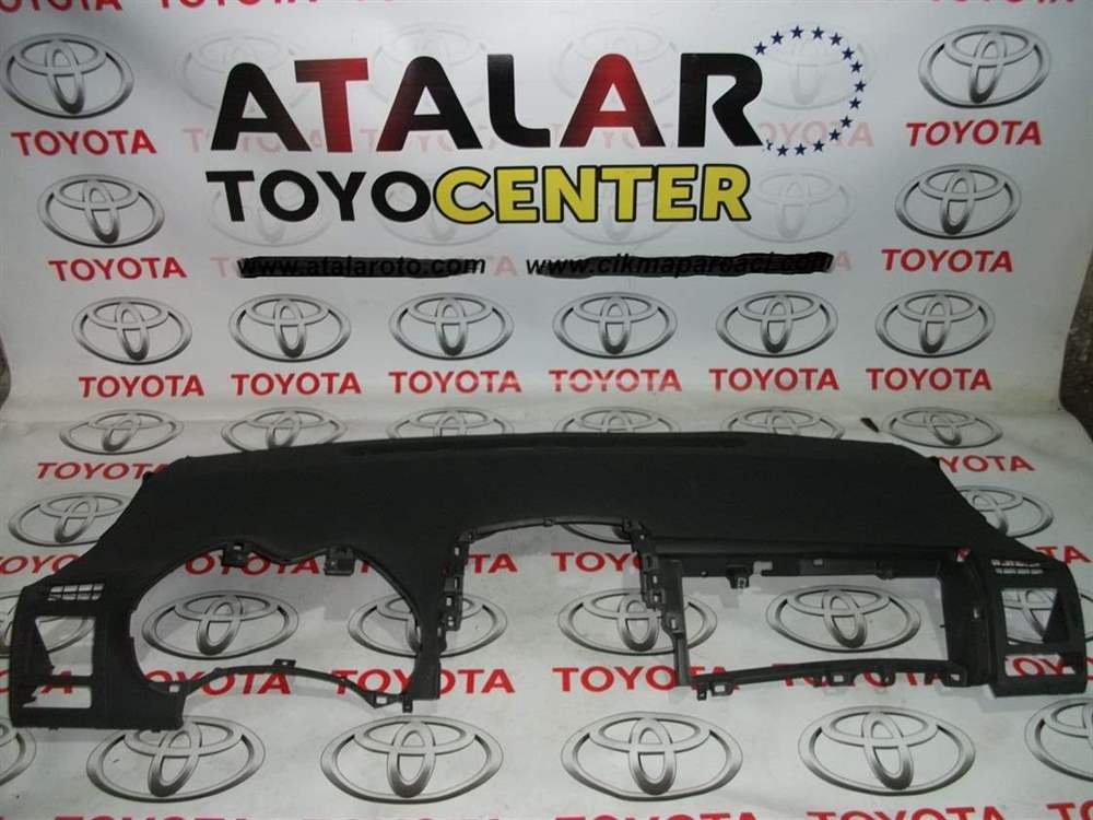 Toyota Auris 2007-2012 Torpido Göğsü