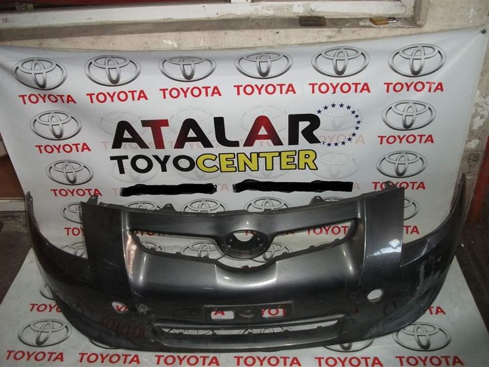 Toyota Auris 2010 Ön Tampon