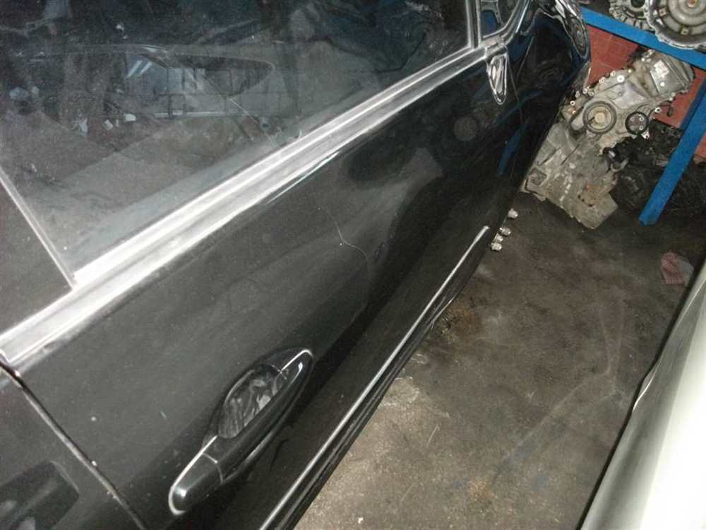 Toyota Auris 2012 Sağ Ön Kapı 