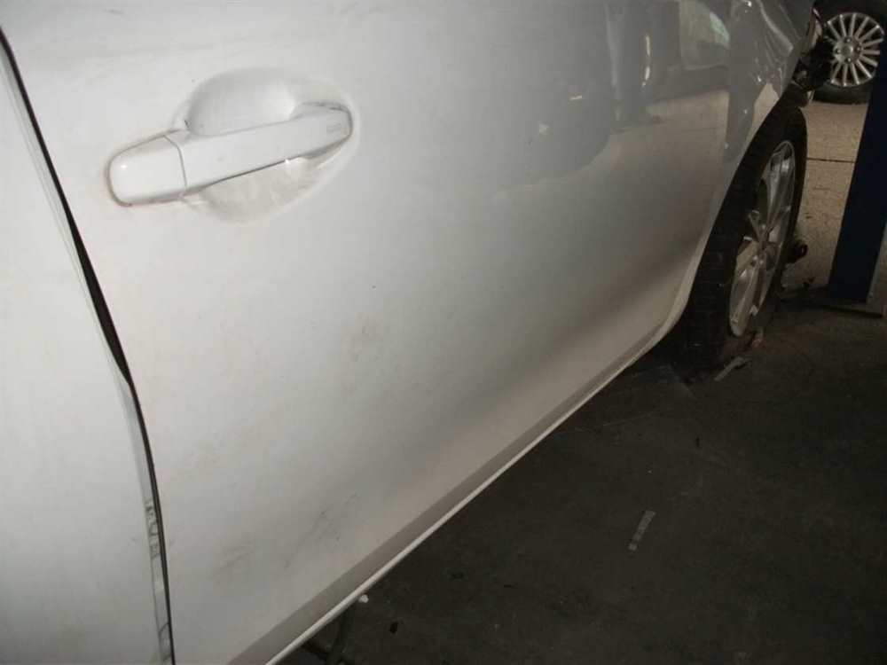 Toyota Auris 2013-2017 Sağ Ön Kapı