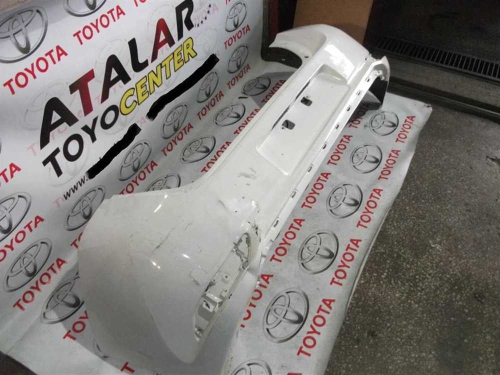 Toyota Auris 2017 Arka Tampon