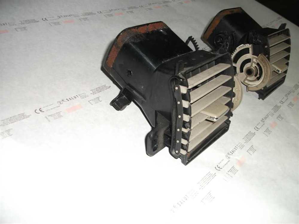 Toyota Auris Orjinal Difüzör 2010-2012 Uyumlu