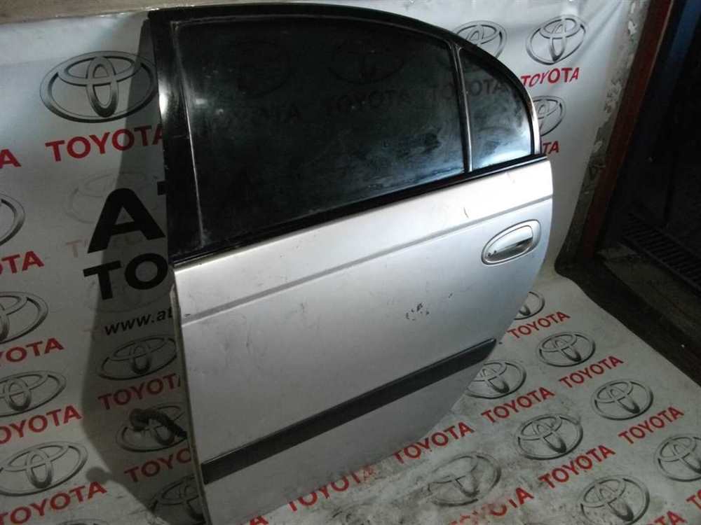 Toyota Carina 1997 Model Sol Arka Kapı