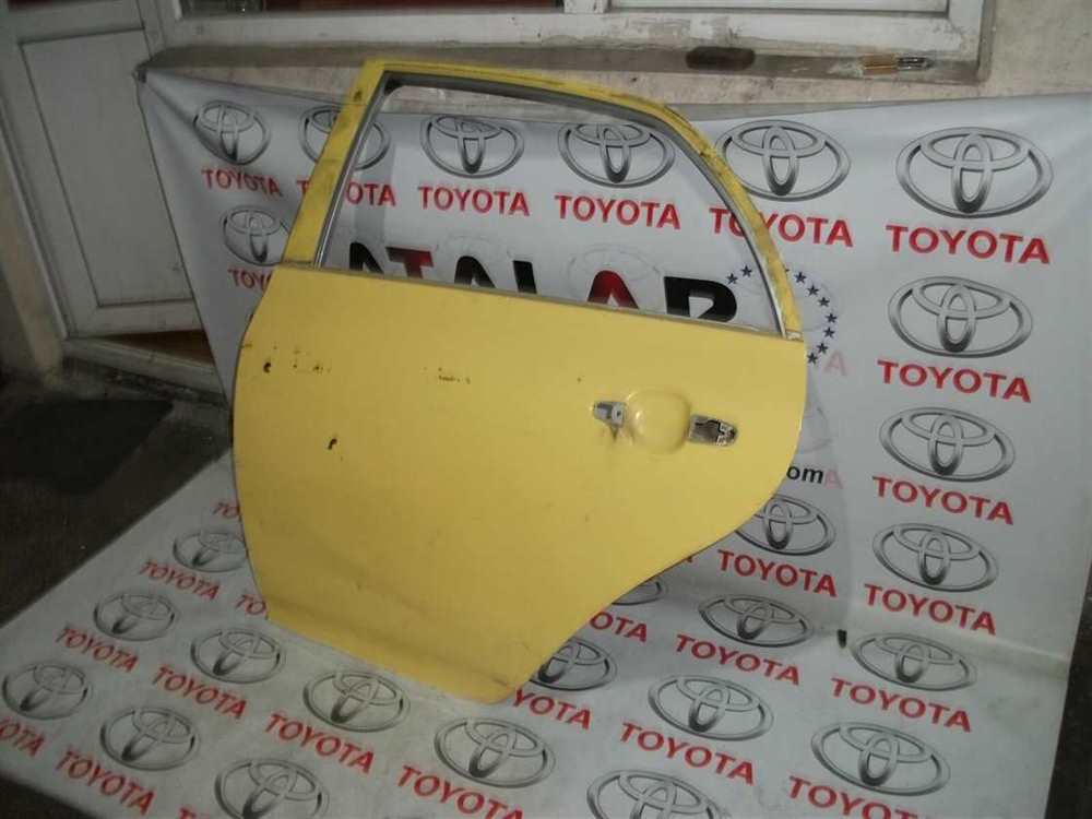 Toyota Corolla 2008-2012 Sol Arka Kapı