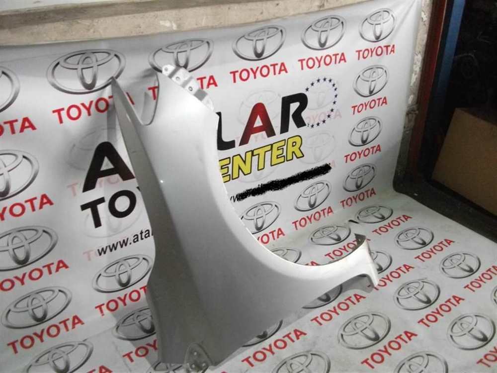 Toyota Corolla 2012 Sağ Çamurluk