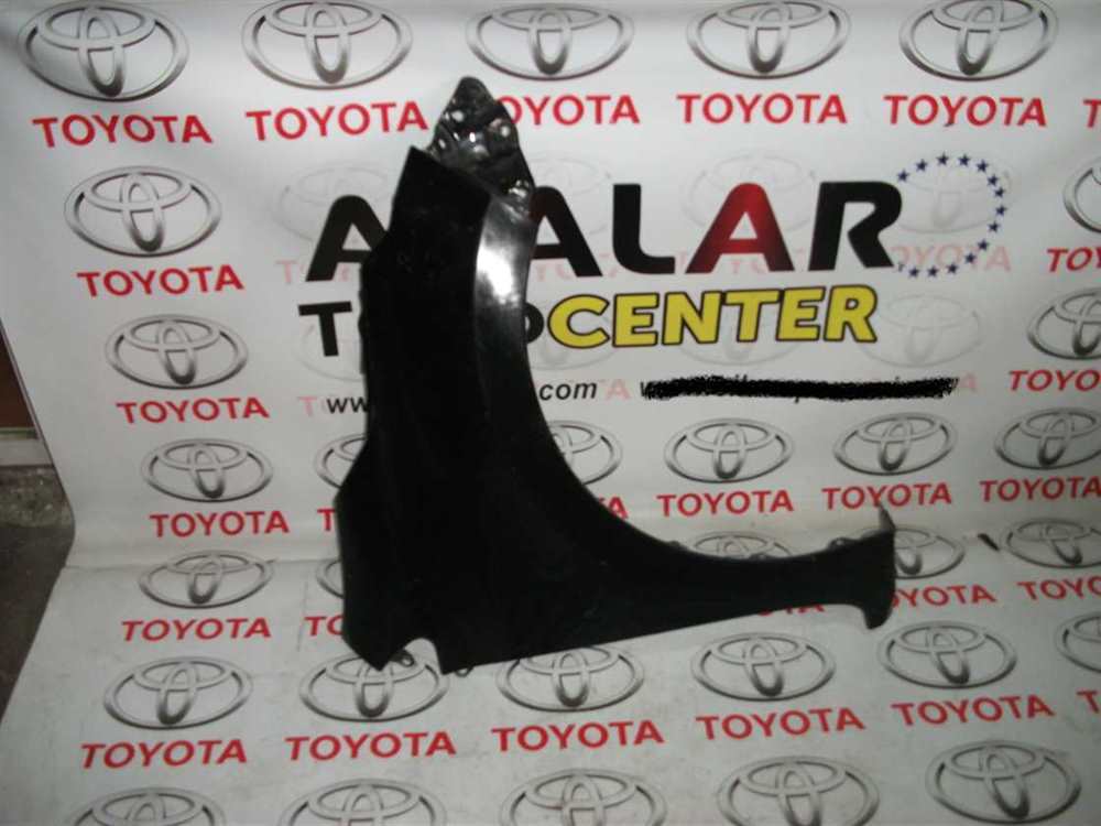 Toyota Corolla 2014-2018 Sağ Ön Çamurluk