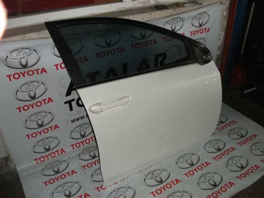 Toyota Corolla 2014-2018 Sağ Ön Kapı