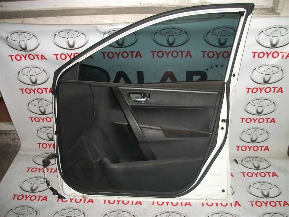 Toyota Corolla 2014-2018 Sağ Ön Kapı