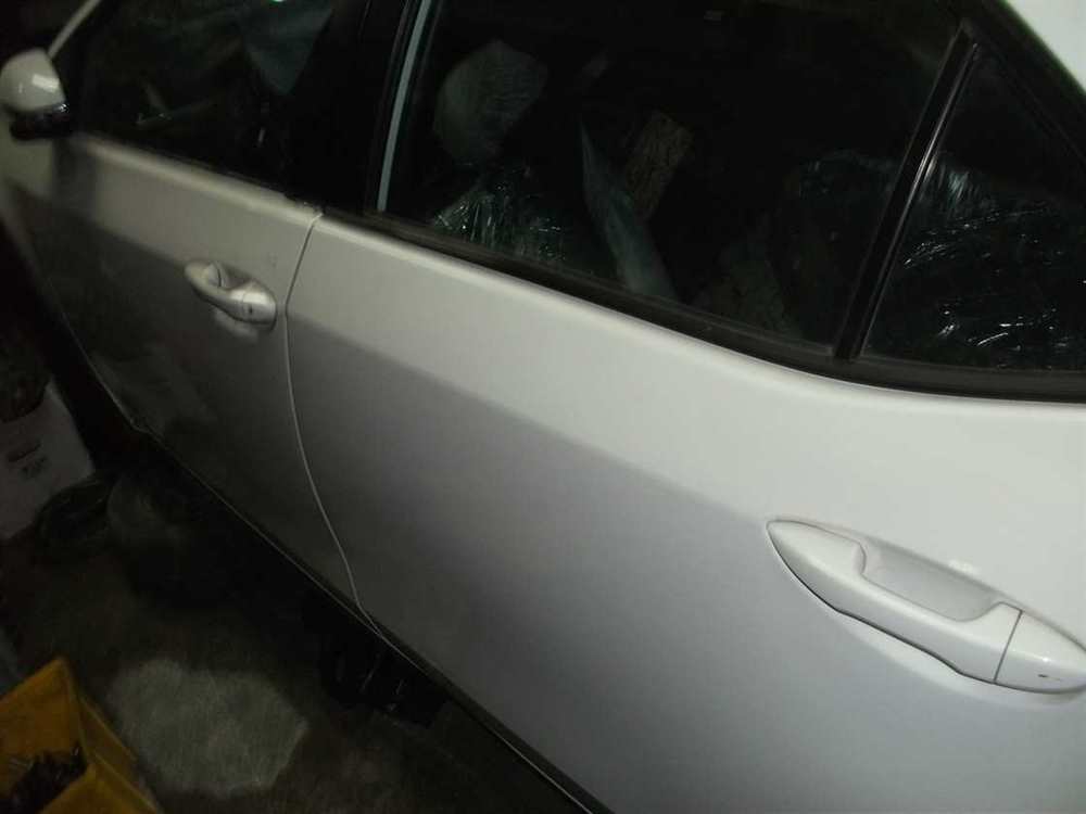 Toyota Corolla 2017 Sol Arka Kapı