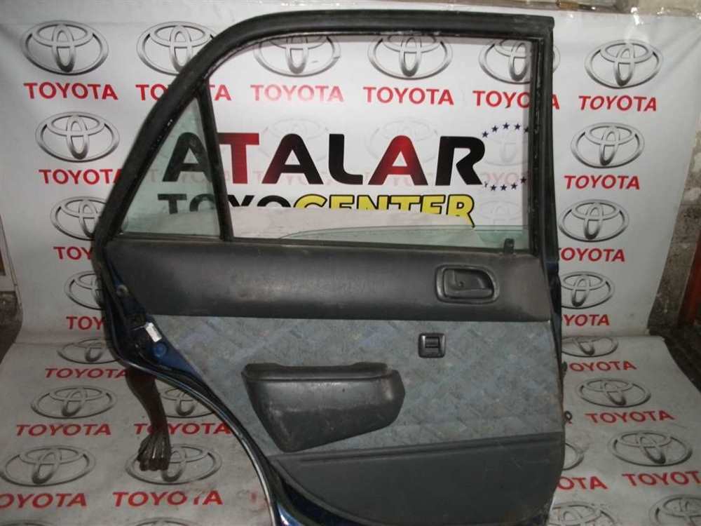Toyota Corolla Arka Sol Kapı 1999