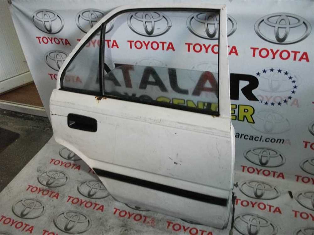 Toyota Corolla Sağ Arka Kapı 1992-1993