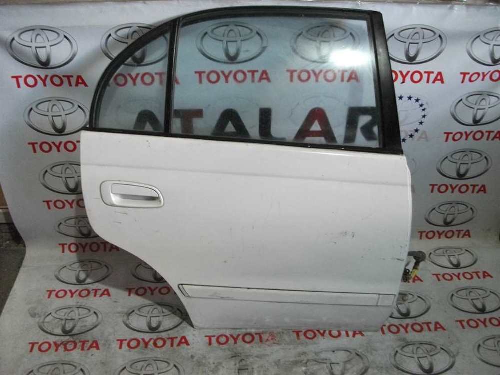 Toyota Corona 1997 Model Sağ Arka Kapı