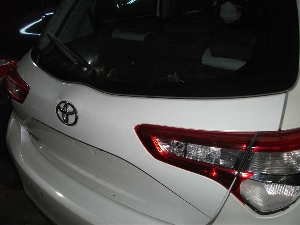Toyota Yaris 2016 Bagaj