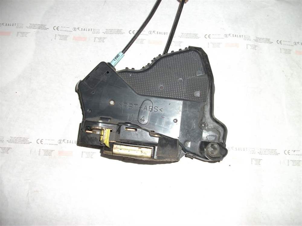 Toyota Avensis 2001-2005 Sol Arka Kapı Kilidi Orjinal