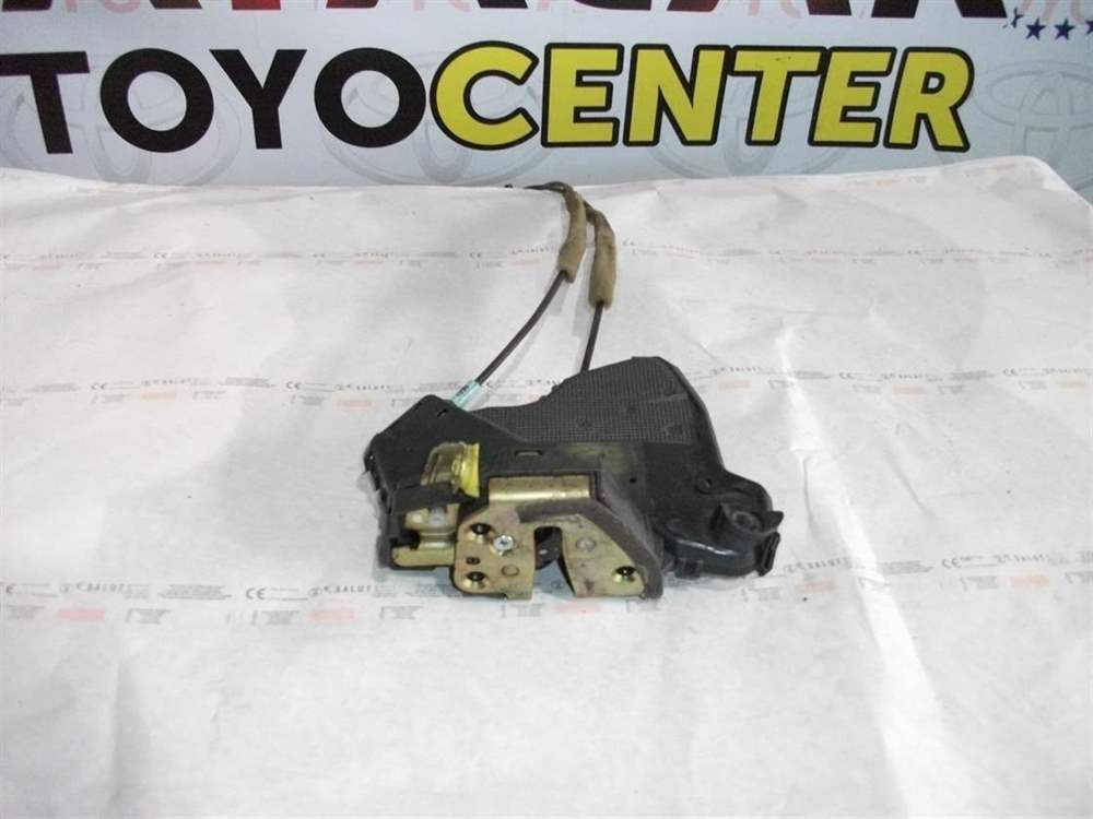Toyota Avensis 2001-2005 Sol Arka Kapı Kilidi Orjinal