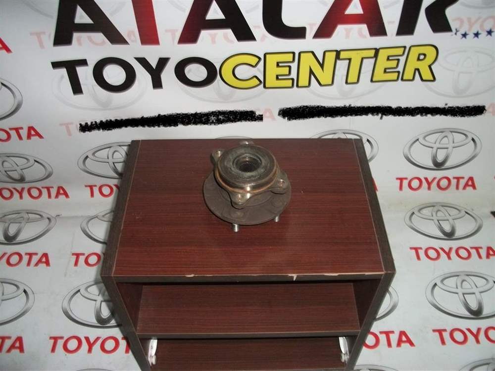Toyota Corolla & Auris 2008 Ön Teker Bilyası Hatasız Orjinal