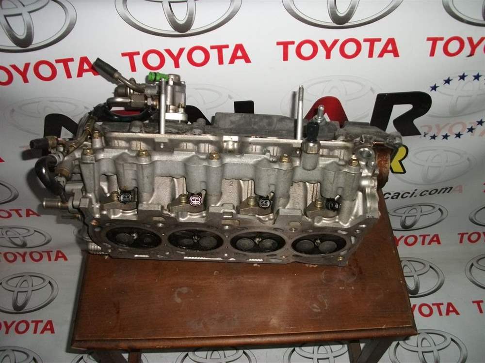 Toyota Avensis 2004 Model 1Az Silindir Kapak