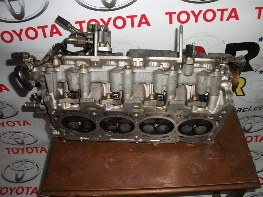 Toyota Avensis 2004 Model 1Az Silindir Kapak