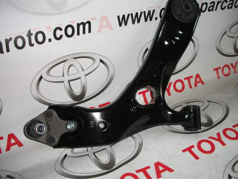 Toyota Corolla Sağ ve Sol Salıncak